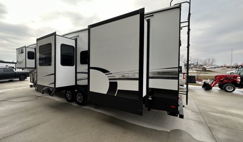 2023 Brookstone 374RK full