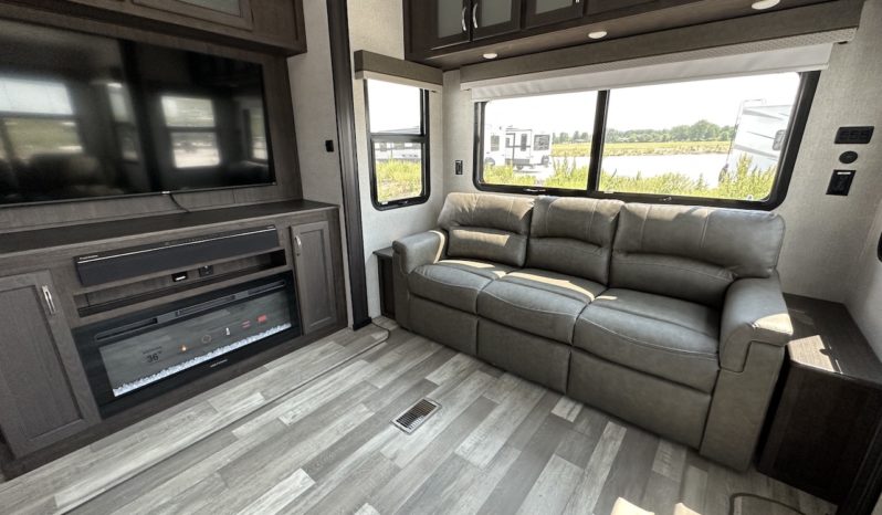 2023 Brookstone 352RLD full