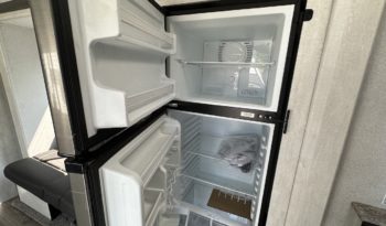 2023 Shasta SST25RS full