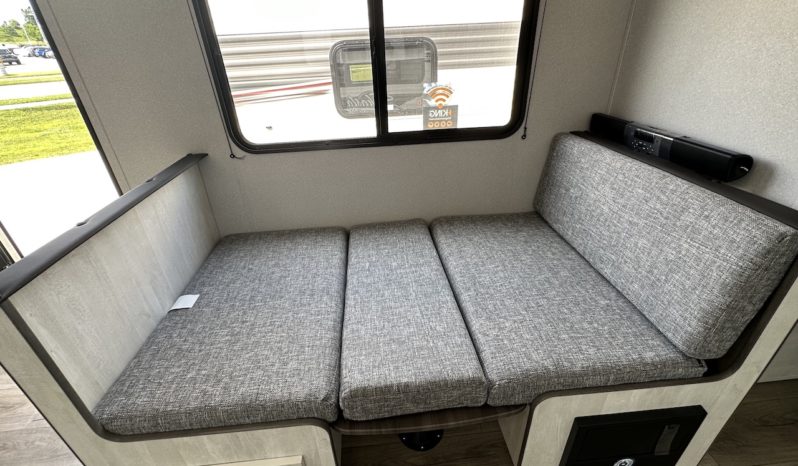 2023 Shasta SST25RS full