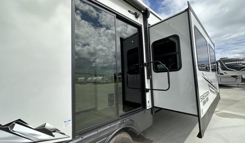 2024 Sierra 399Loft full