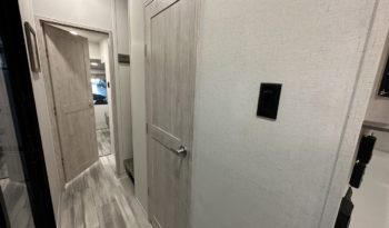 2024 Sierra 399Loft full