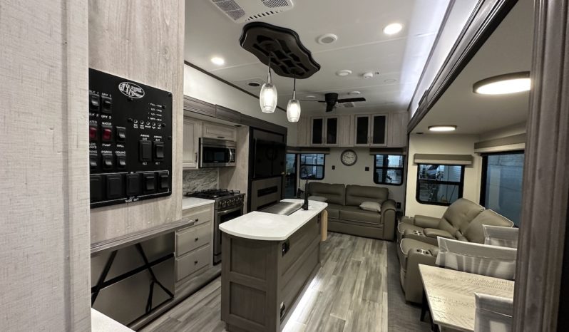 2024 Sierra 399Loft full