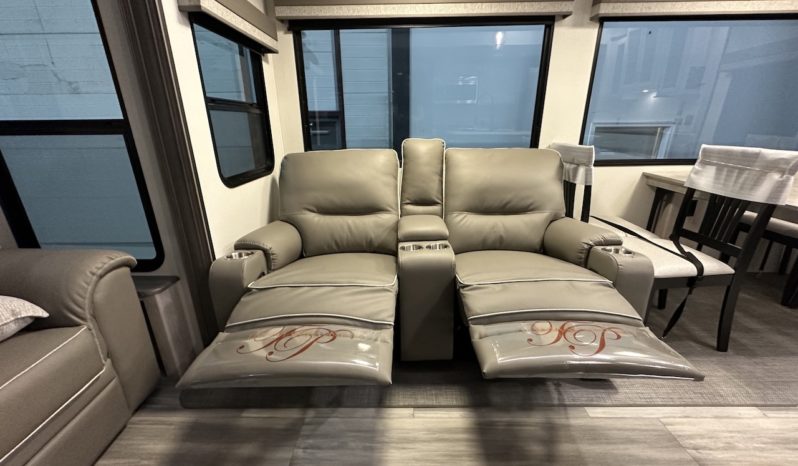 2024 Sierra 399Loft full