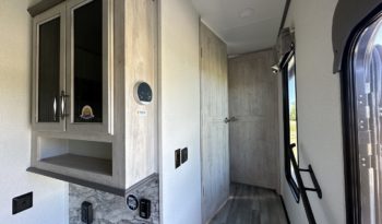 2024 Sierra 4002FB full