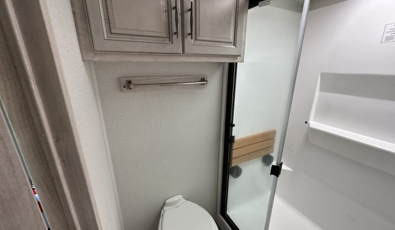 2024 Sierra 4002FB full