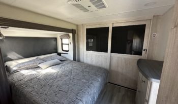 2024 Sierra 4002FB full