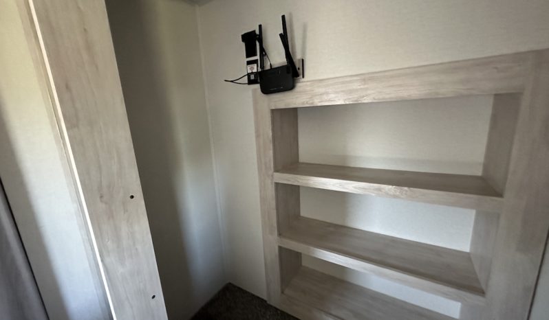 2024 Sierra 4002FB full