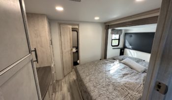 2024 Sierra 4002FB full