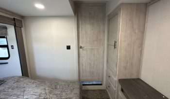 2024 Sierra 4002FB full