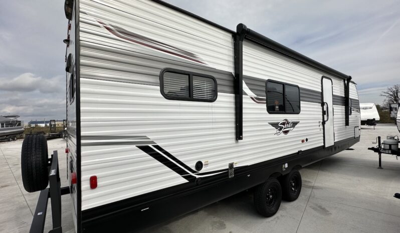2024 Shasta SST30RK full
