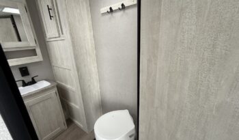 2024 Shasta SST30RL full