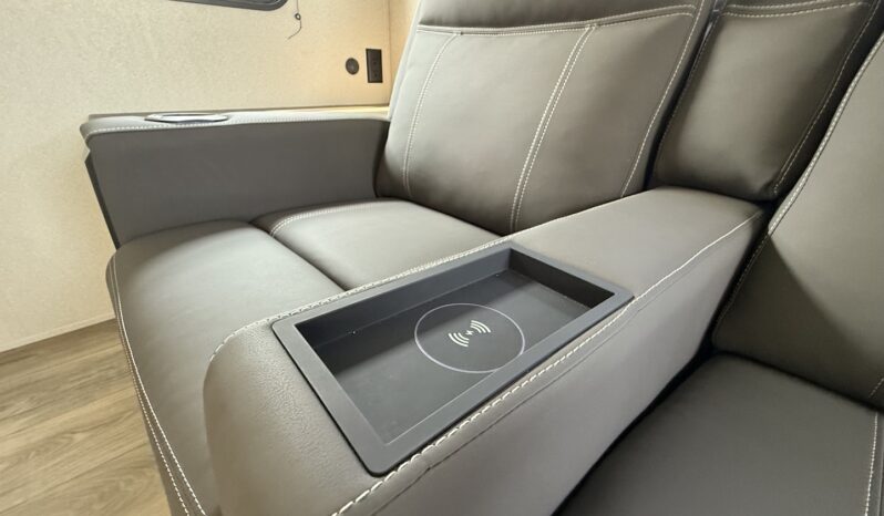 2024 Shasta SST30RL full