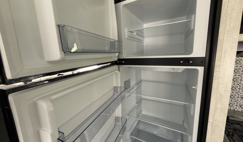 2024 Shasta SST30RL full