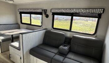 2024 Shasta SST30RK full