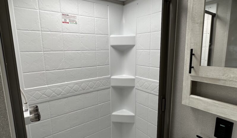 2024 Shasta SST30RK full