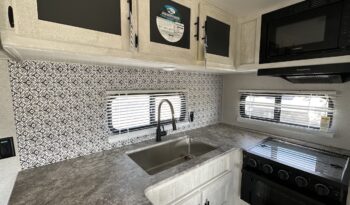 2024 Shasta SST30RK full