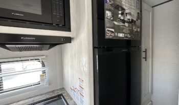 2024 Shasta SST30RK full