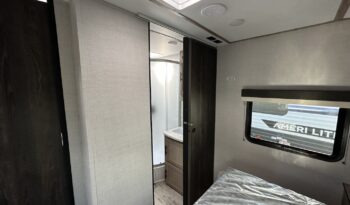 2023 Conquest 236RL full