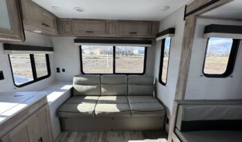 2023 Conquest 236RL full