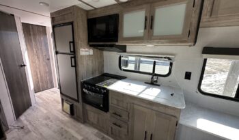 2023 Conquest 236RL full