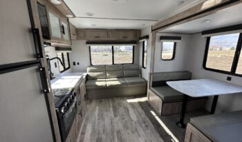 2023 Conquest 236RL full