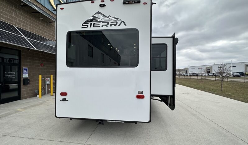 2024 Sierra 4003MB full