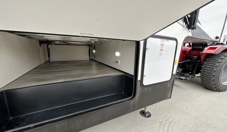 2024 Sierra 4003MB full