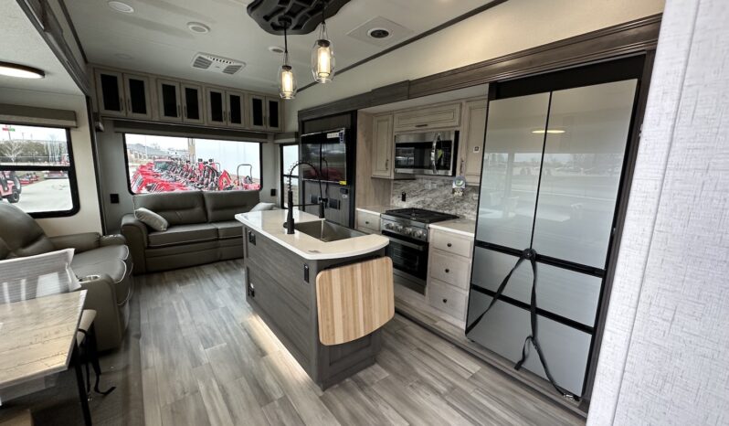 2024 Sierra 4003MB full