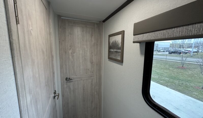 2024 Sierra 4003MB full