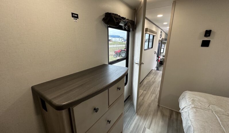 2024 Sierra 4003MB full