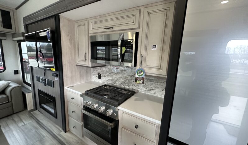 2024 Sierra 4003MB full