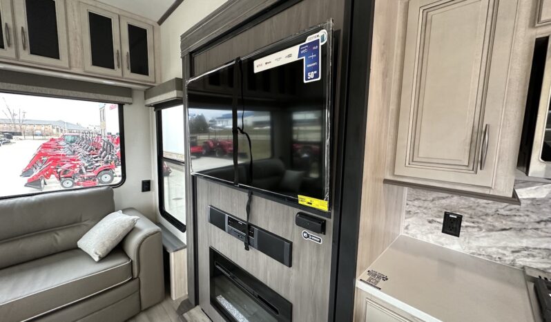 2024 Sierra 4003MB full