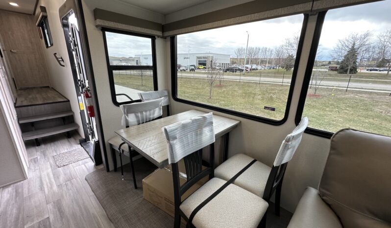 2024 Sierra 4003MB full