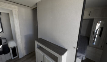 2024 Shasta SST31OK full