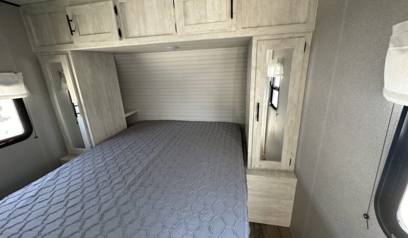 2024 Shasta 25RB full