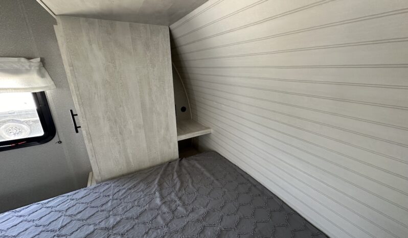 2024 Shasta 25RB full