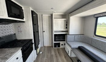 2024 Shasta 25RB full