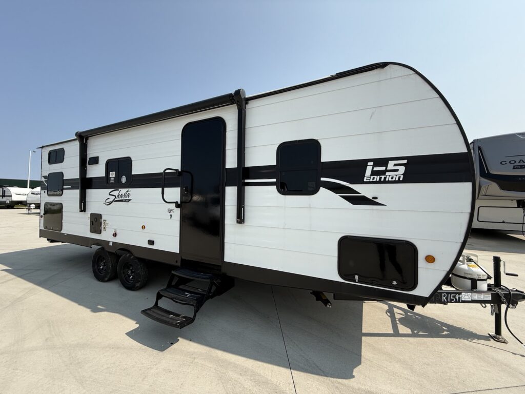 2025 Shasta Oasis I-5 525BHS