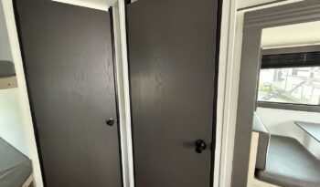 2025 Shasta Oasis I-5 525BHS full