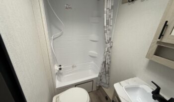 2025 Shasta Oasis I-5 525BHS full