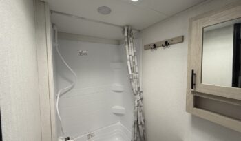 2025 Shasta Oasis I-5 525BHS full