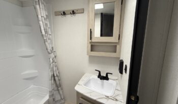 2025 Shasta Oasis I-5 525BHS full