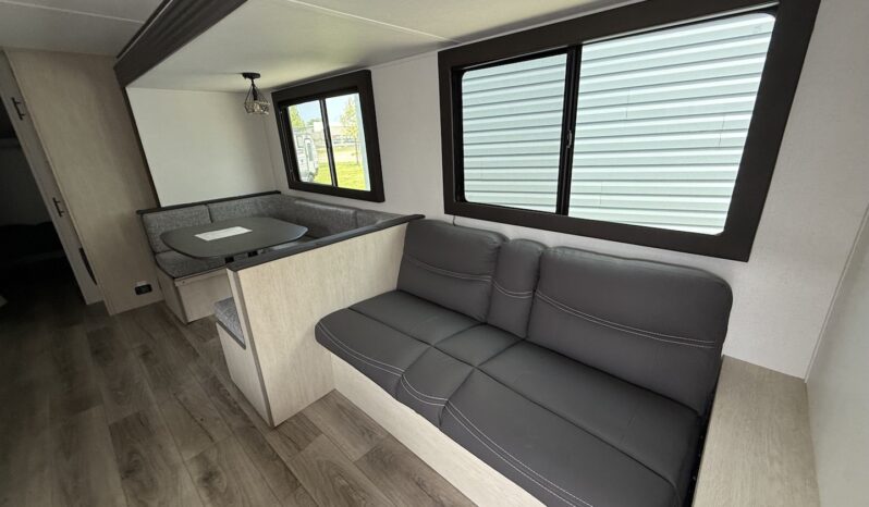 2025 Shasta I-5 530QB full