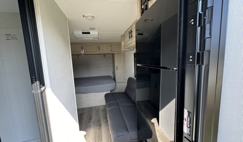 2025 Shasta 16RE full