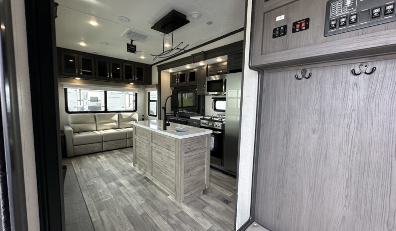 2025 Brookstone 370RLLO full