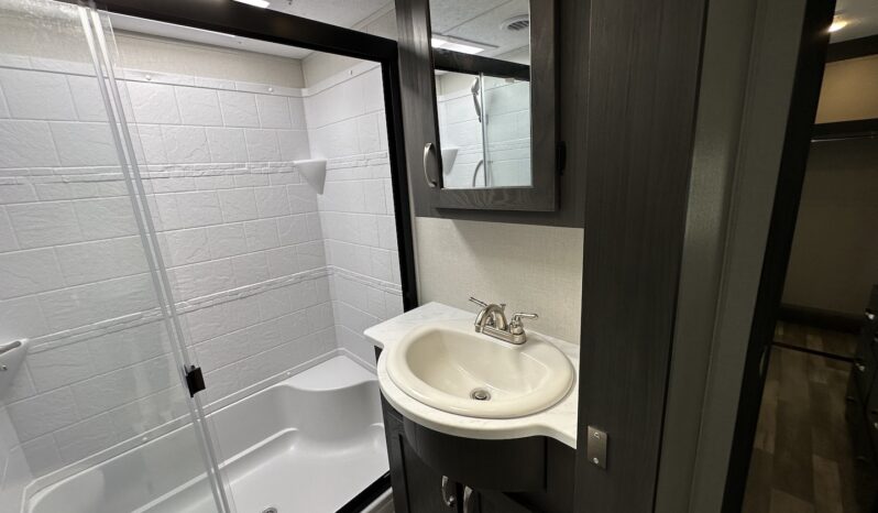 2025 Brookstone 370RLLO full