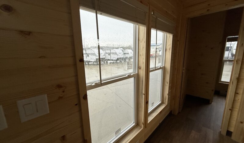 2025 KOA Deluxe Park Model Cabin 35SL full