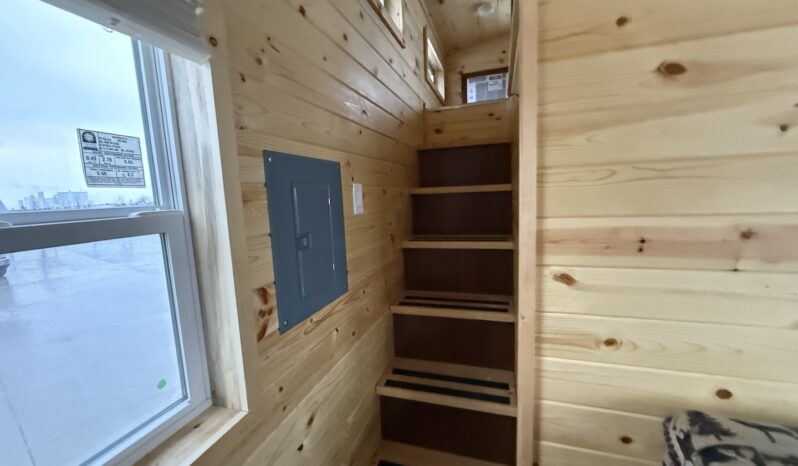 2025 KOA Deluxe Park Model Cabin 35SL full