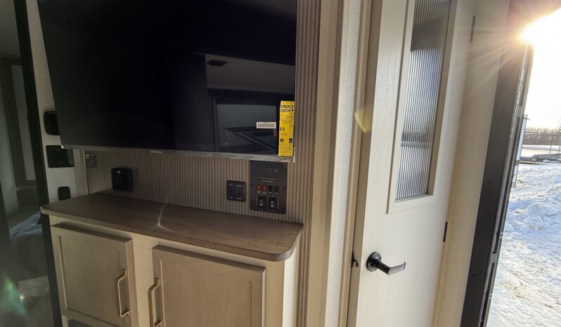 2025 Salem Hemisphere 25BHHL full